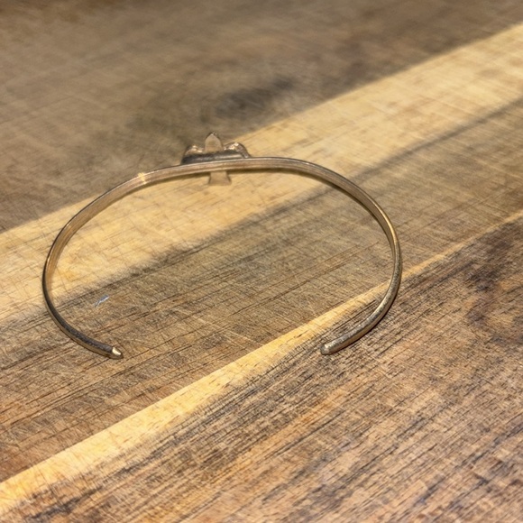 Vintage Navajo silver Bracelet with Turquoise Bird Charm - Picture 2 of 2